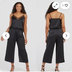 2 Pair Spanx Satin Wide Leg Cropped Pant XL. Medium is sold.